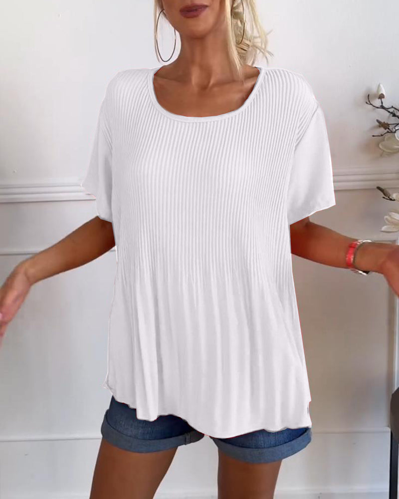 Plain round neck pleated blouse