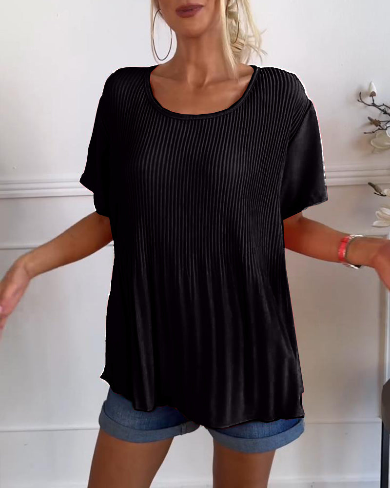 Plain round neck pleated blouse