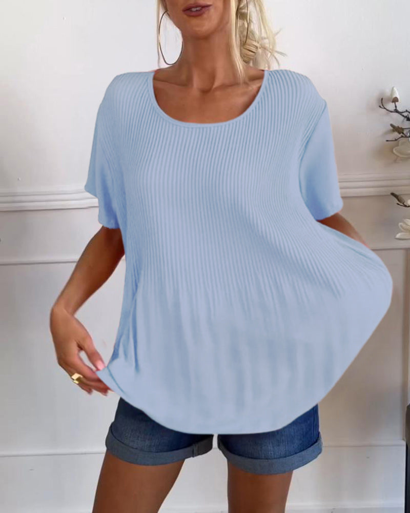 Plain round neck pleated blouse