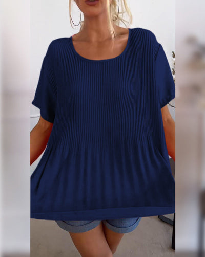 Plain round neck pleated blouse