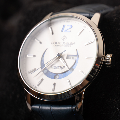 David - Timeless Moon Phase Watch with Luminous Calendar and Water Resistance