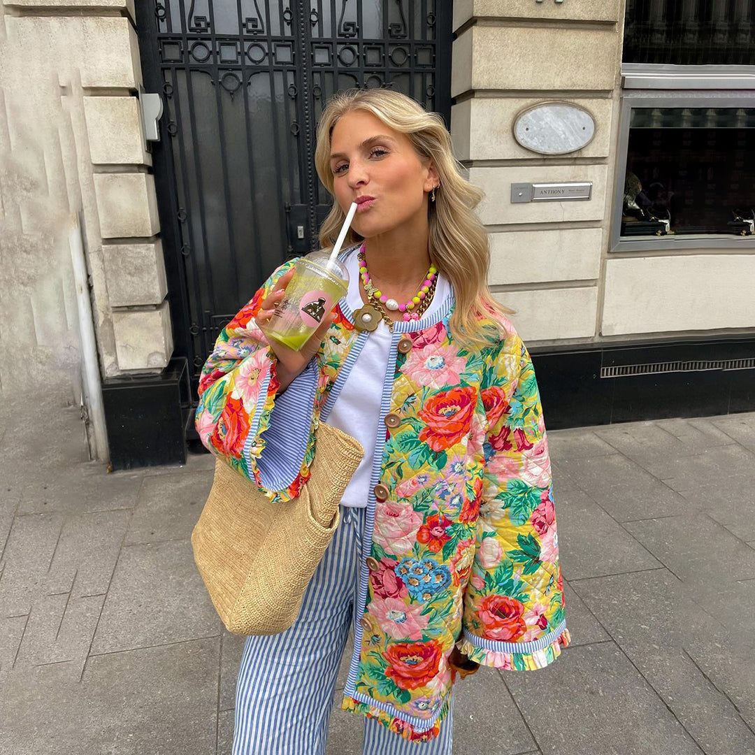 Vera – Vibrant Spring Jacket with Chic Elegance
