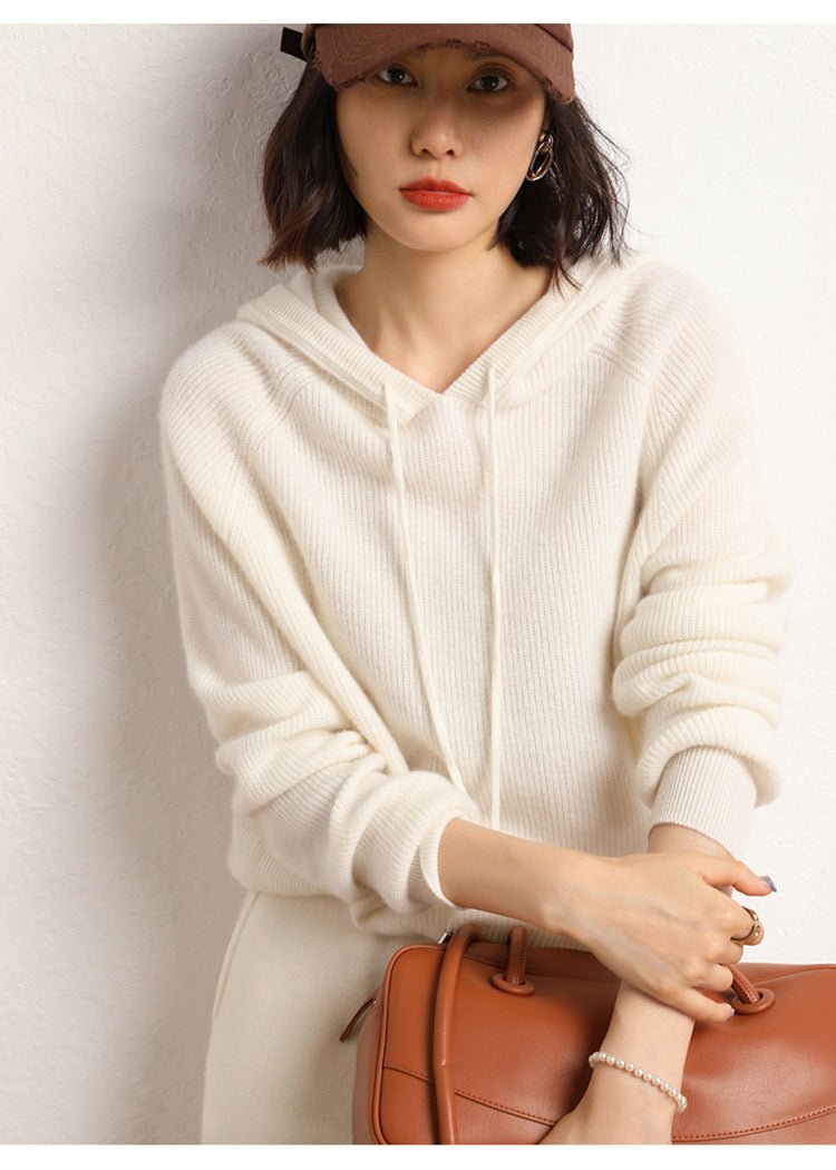Karolina – LuxeEase Women's Hoodie