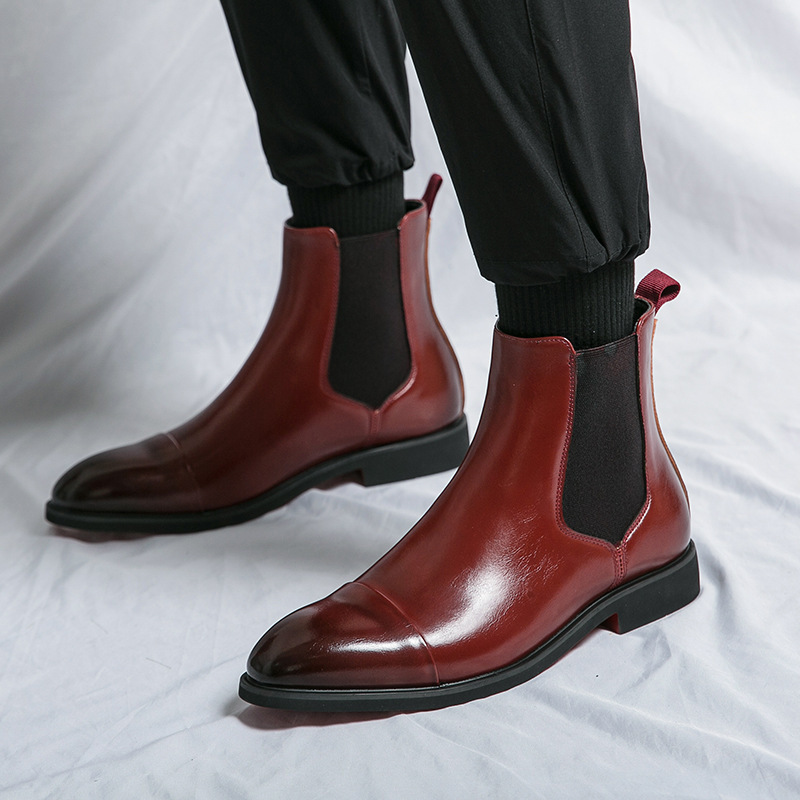 Carracci – Chelsea Boots with Timeless Elegance