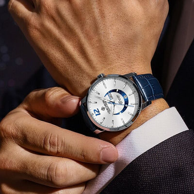 David - Timeless Moon Phase Watch with Luminous Calendar and Water Resistance