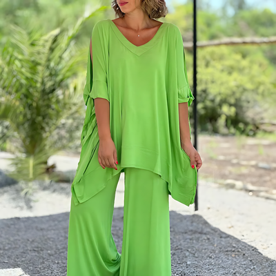 Nina – Stylish Two-Piece Lounge & Streetwear Set