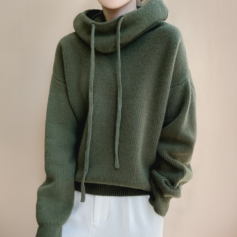 Isabel – Soft Knitted Hoodie with Turtleneck & Cozy Warmth