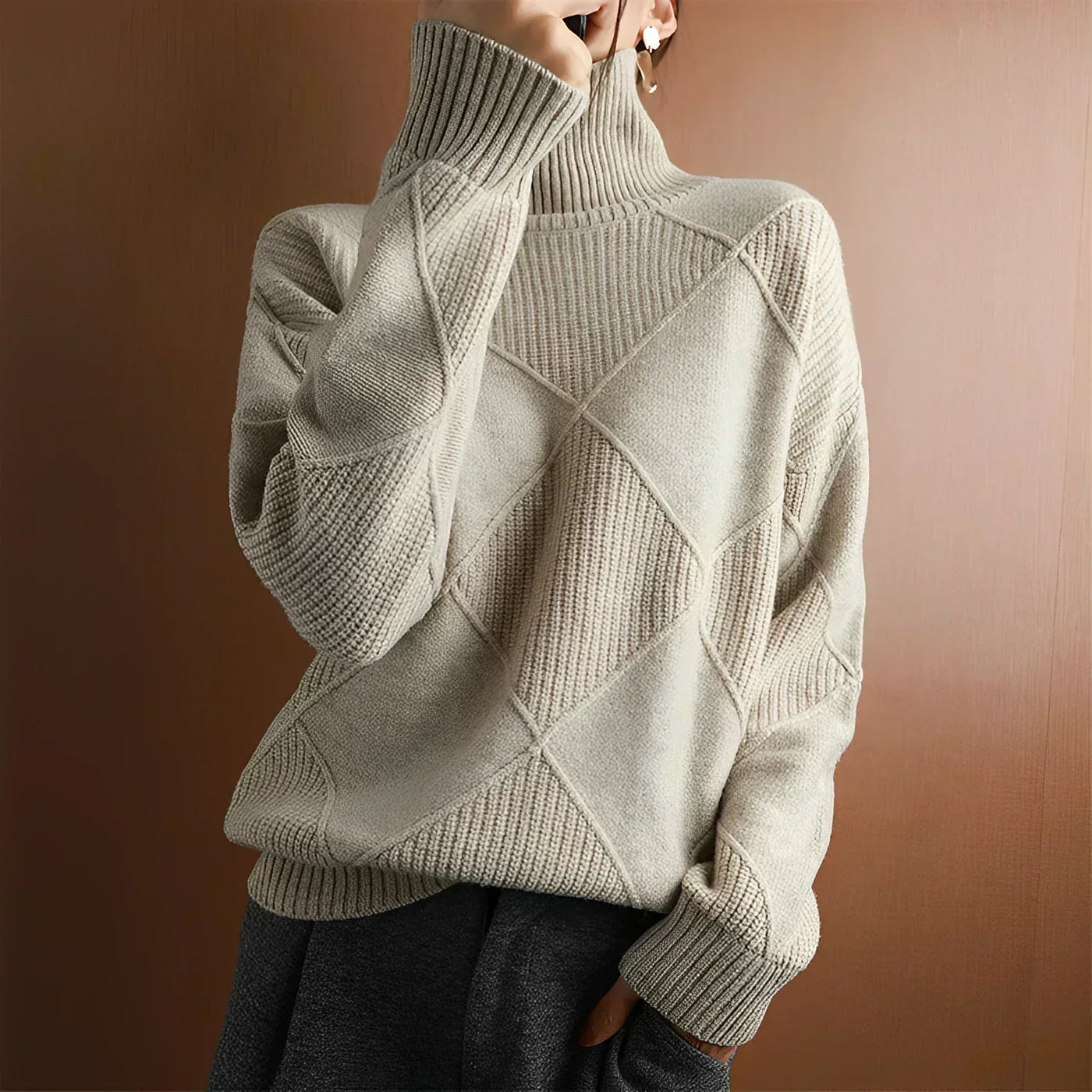 Amalia – Soft Knitted Turtleneck with Timeless Elegance & Warmth