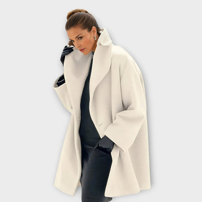 Beverley – Luxury Windbreaker Coat with Elegant Warmth & Style