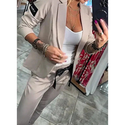 Sonia – Elegant 2-Piece Set with Casual Blazer & Tailored Trousers